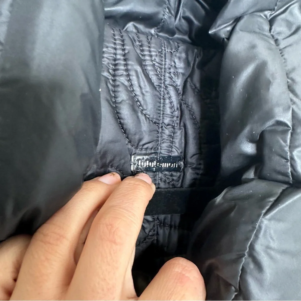 Lululemon Get Down Reversible Vest in Black - Picture 5 of 9